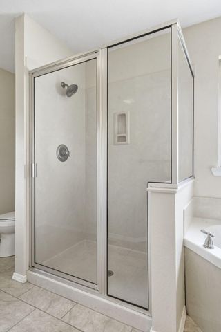 3931 S Hillsdale Avenue, Springfield, MO 65807