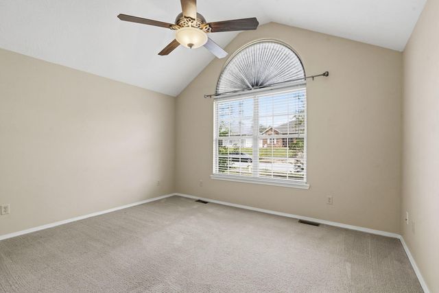 3931 S Hillsdale Avenue, Springfield, MO 65807