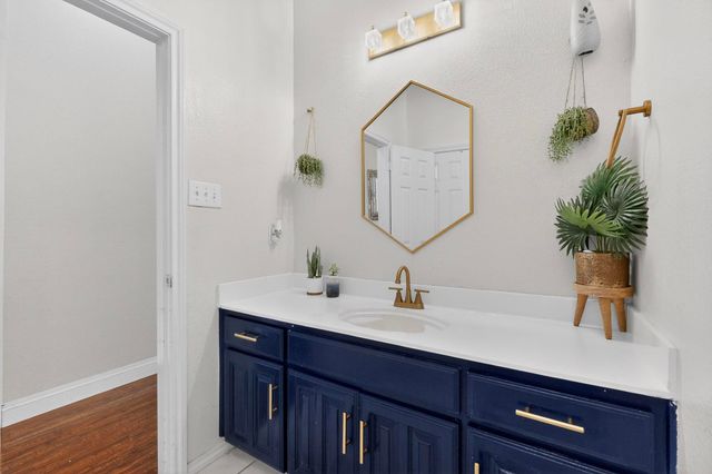 2502 Morningstar Lane, Arlington, TX 76001