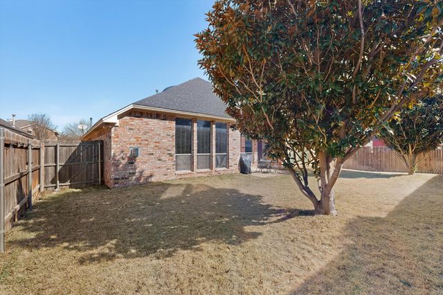 2502 Morningstar Lane, Arlington, TX 76001