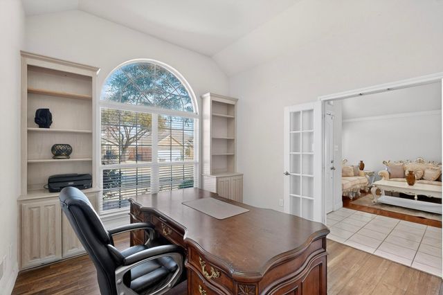 2502 Morningstar Lane, Arlington, TX 76001