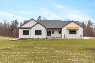11035 Shaner Avenue Ne, Courtland Twp, MI 49341