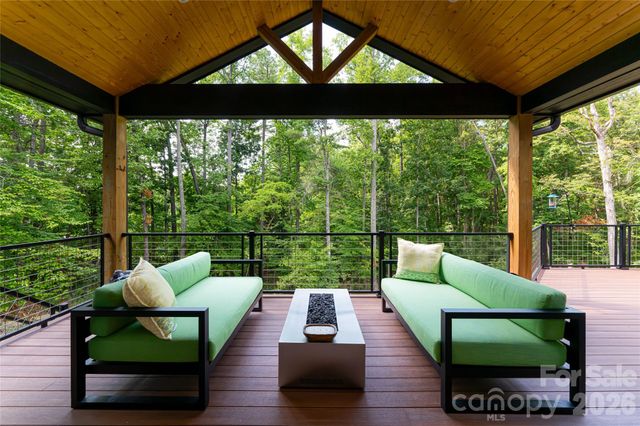 27 Tommy Ray Ridge, Weaverville, NC 28787