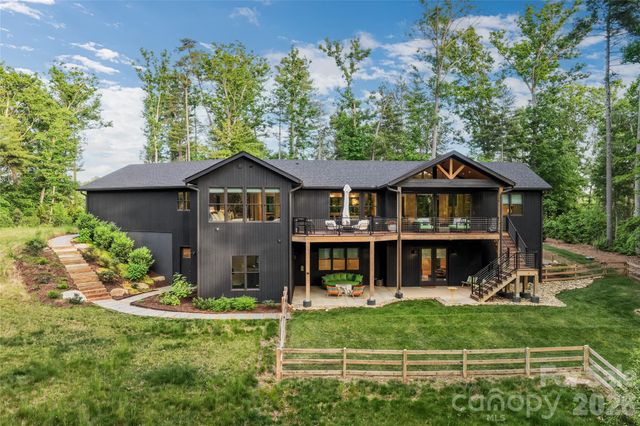 27 Tommy Ray Ridge, Weaverville, NC 28787