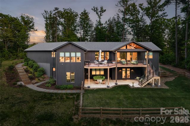 27 Tommy Ray Ridge, Weaverville, NC 28787