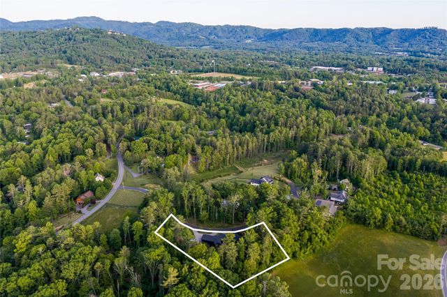 27 Tommy Ray Ridge, Weaverville, NC 28787
