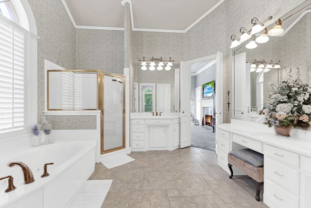 5404 GLENSHIRE Drive, Plano, TX 75093
