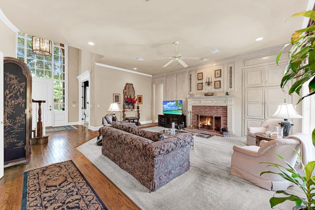 5404 GLENSHIRE Drive, Plano, TX 75093