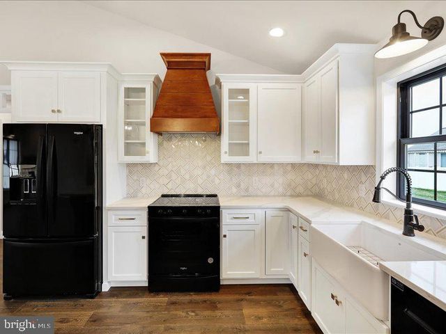 013 ROLLING MEADOW ROAD, Lebanon, PA 17046