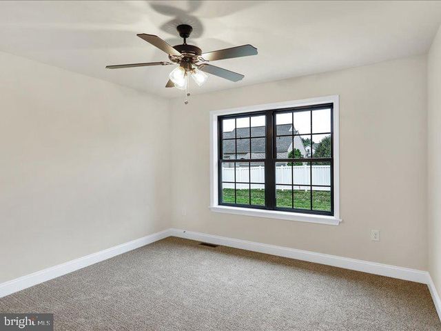 013 ROLLING MEADOW ROAD, Lebanon, PA 17046