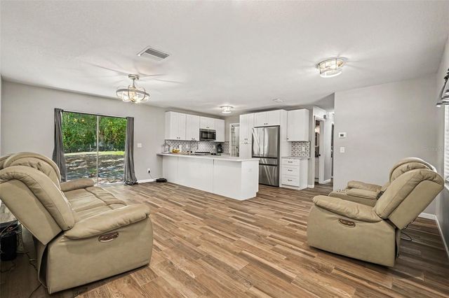 1128 COWART ROAD, Plant City, FL 33567
