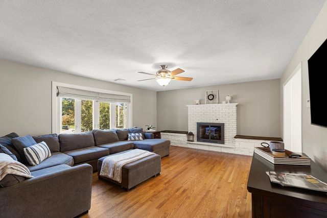 48 Marcia Rd, Wilmington, MA 01887
