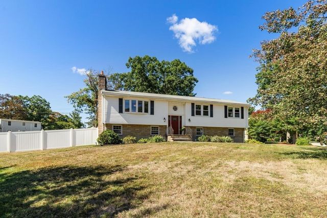 48 Marcia Rd, Wilmington, MA 01887