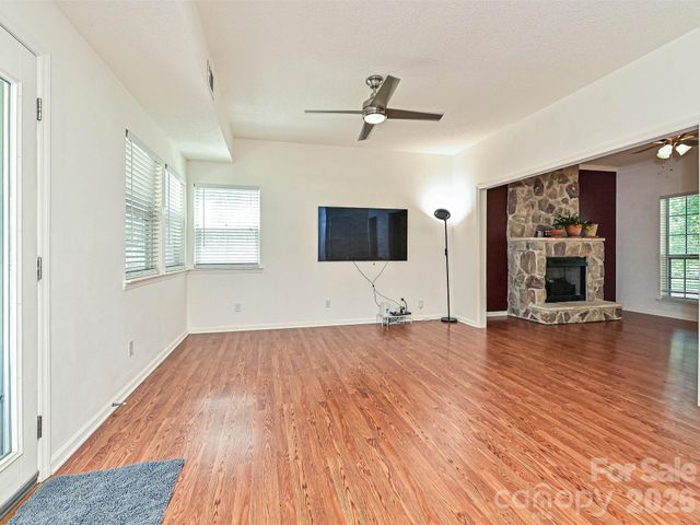 13518 Krislyn Woods Place, Charlotte, NC 28278
