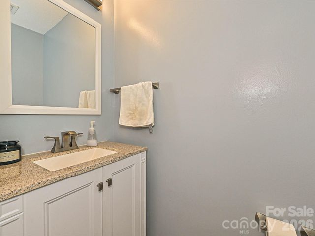 13518 Krislyn Woods Place, Charlotte, NC 28278