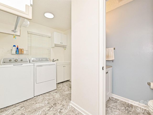 13518 Krislyn Woods Place, Charlotte, NC 28278