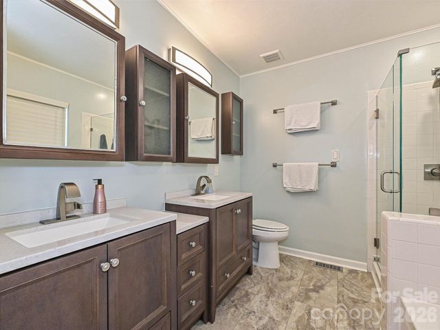13518 Krislyn Woods Place, Charlotte, NC 28278