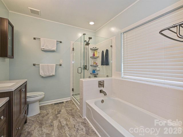 13518 Krislyn Woods Place, Charlotte, NC 28278