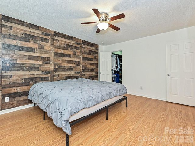 13518 Krislyn Woods Place, Charlotte, NC 28278