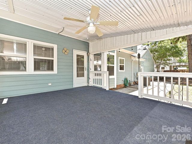 13518 Krislyn Woods Place, Charlotte, NC 28278