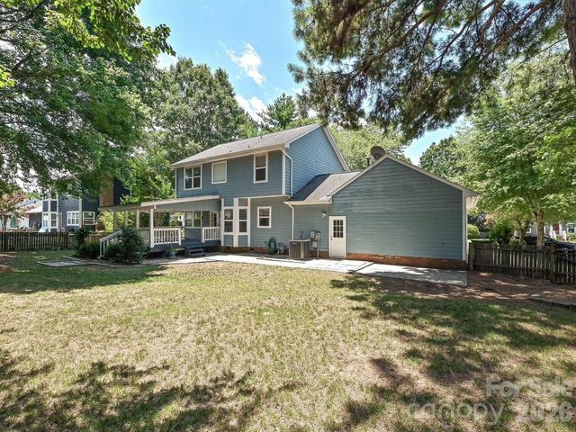 13518 Krislyn Woods Place, Charlotte, NC 28278
