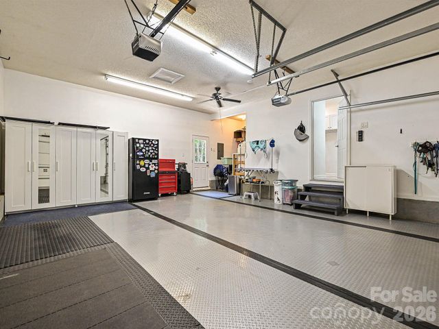 13518 Krislyn Woods Place, Charlotte, NC 28278