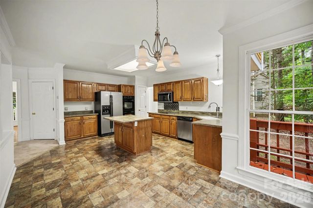 8401 Tatebrook Lane, Huntersville, NC 28078
