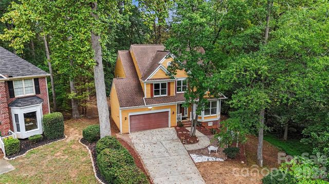 8401 Tatebrook Lane, Huntersville, NC 28078