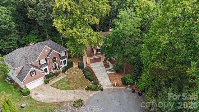 8401 Tatebrook Lane, Huntersville, NC 28078