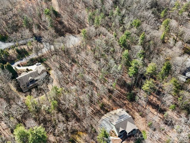 96 Turkey Roost Court, Hendersonville, NC 28739