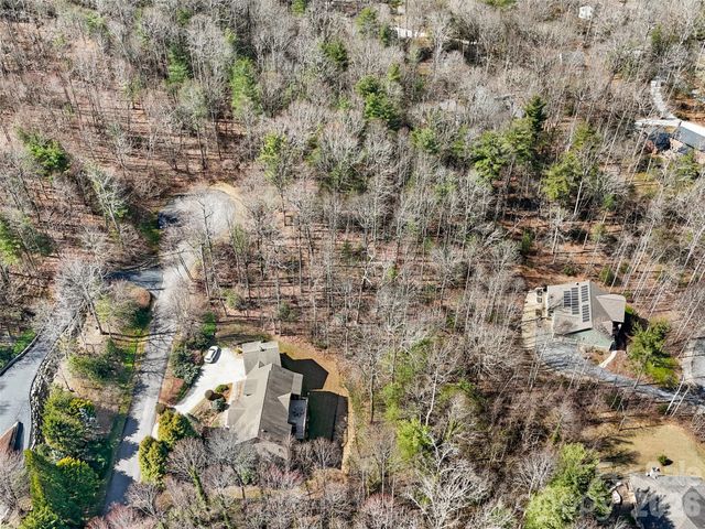 96 Turkey Roost Court, Hendersonville, NC 28739