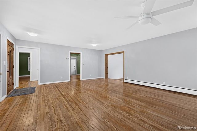 9470 Mortenview Drive, Taylor, MI 48180