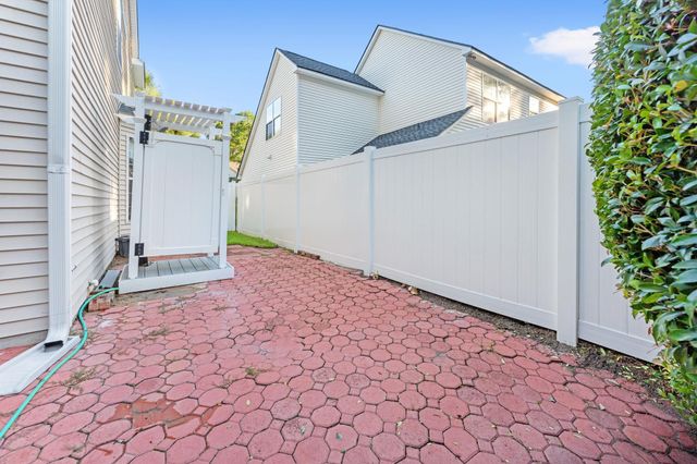 424 Blackberry Ln., Myrtle Beach, SC 29579