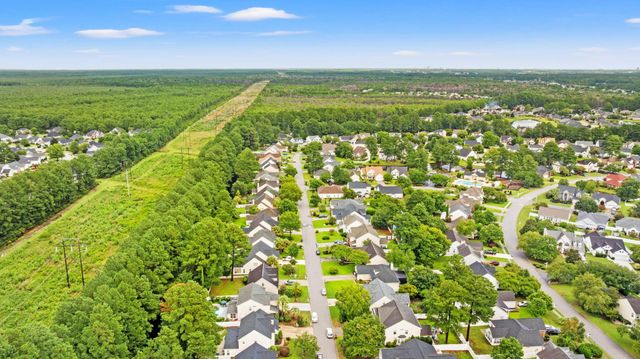 424 Blackberry Ln., Myrtle Beach, SC 29579