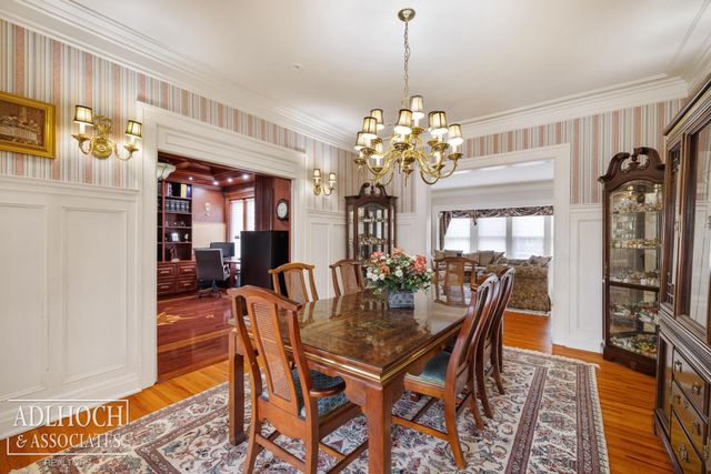 1020 Kensington Avenue, Grosse Pointe, MI 48230