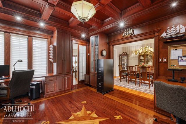 1020 Kensington Avenue, Grosse Pointe, MI 48230