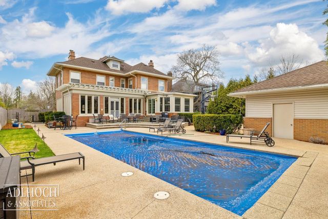 1020 Kensington Avenue, Grosse Pointe, MI 48230