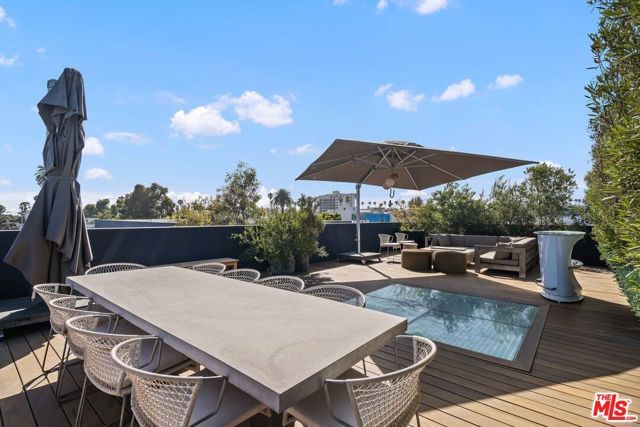 207 Hollister Avenue, Santa Monica, CA 90405