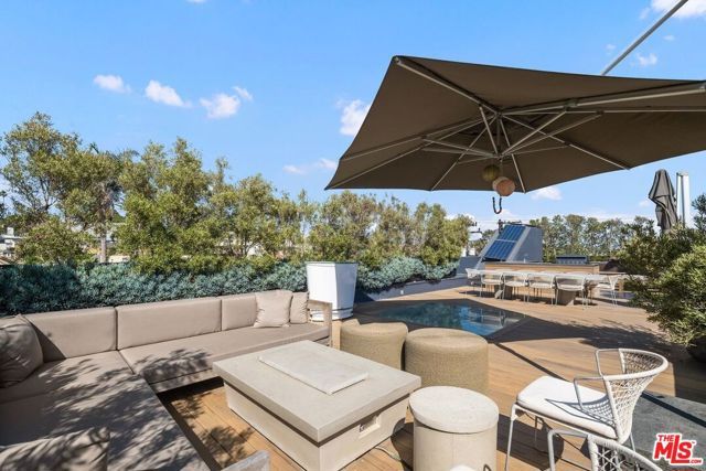 207 Hollister Avenue, Santa Monica, CA 90405