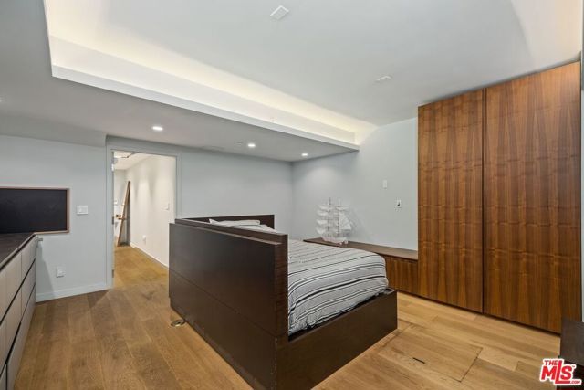 207 Hollister Avenue, Santa Monica, CA 90405