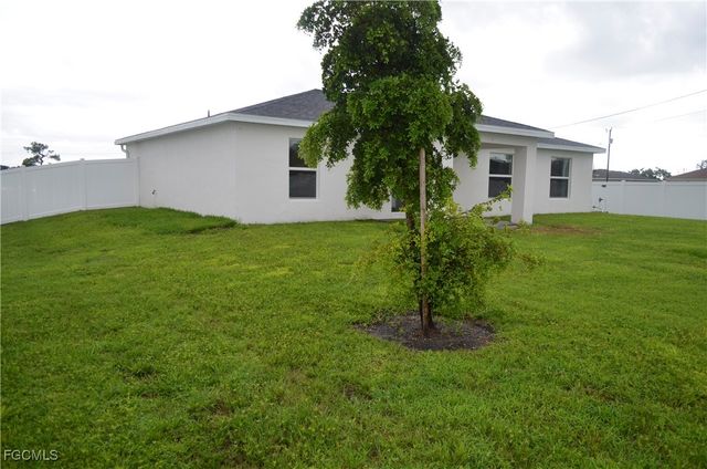 2622 NW 1st AVE, Cape Coral, FL 33993