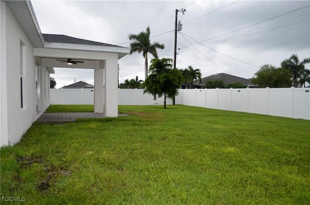 2622 NW 1st AVE, Cape Coral, FL 33993