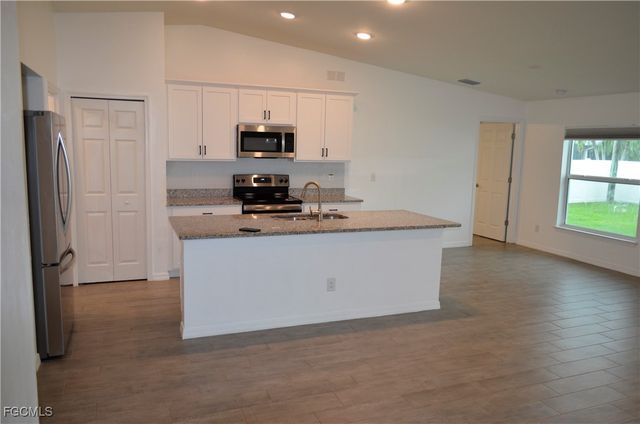 2622 NW 1st AVE, Cape Coral, FL 33993