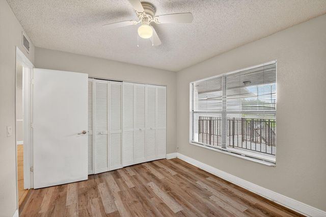 1400 Windorah Way G, West Palm Beach, FL 33411