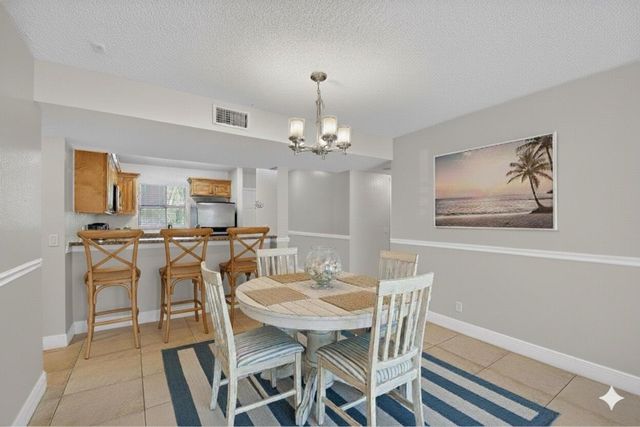 1400 Windorah Way G, West Palm Beach, FL 33411