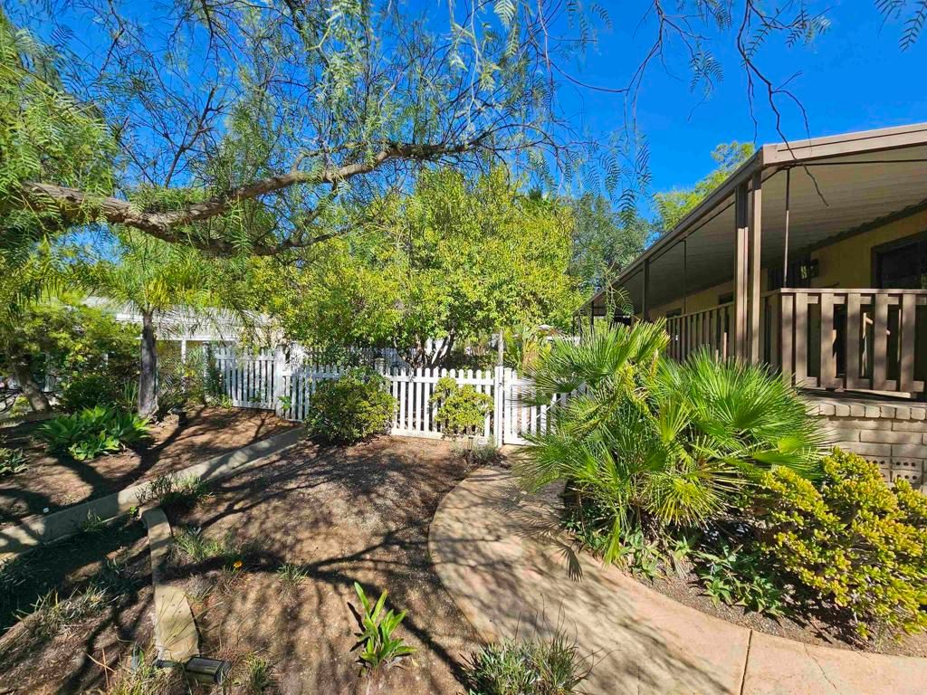 18218 PARADISE MOUNTAIN Road 180, Valley Center, CA 92082 — photo 2