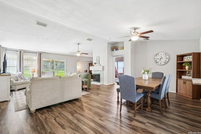9711 SPRUCE RIDGE DR, Converse, TX 78109