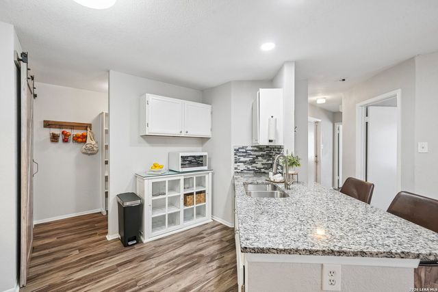 9711 SPRUCE RIDGE DR, Converse, TX 78109