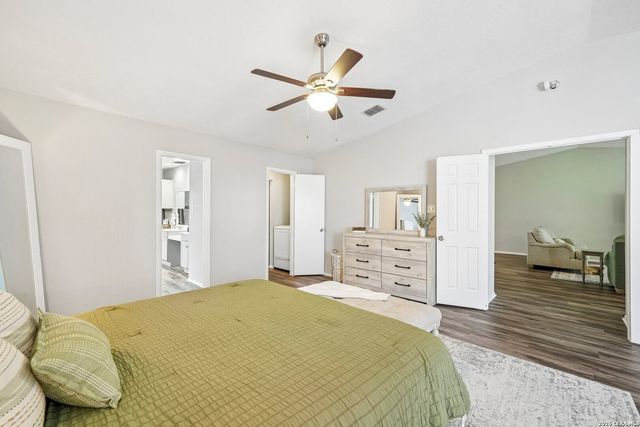 9711 SPRUCE RIDGE DR, Converse, TX 78109