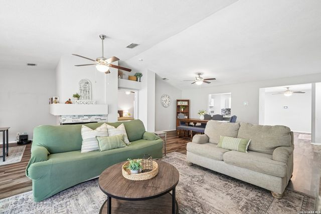 9711 SPRUCE RIDGE DR, Converse, TX 78109